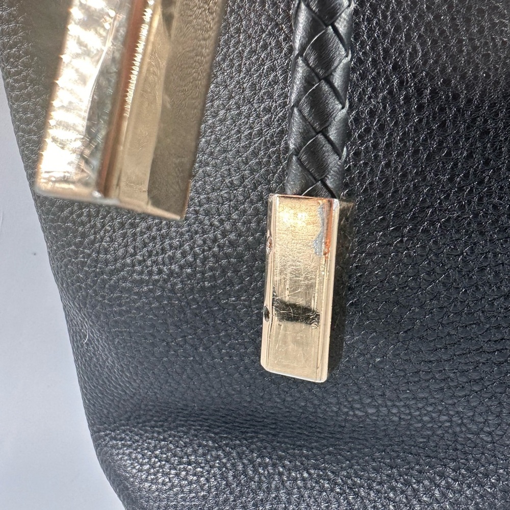 Michael Kors Lexington Medium Pebbled Shoulder Bag - Picture 6 of 11